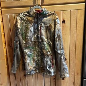 Field & Stream Green and Brown Performance Jacket for Outdoor Activities